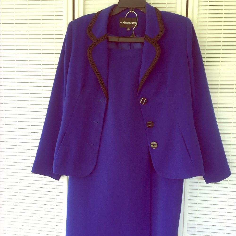 Suit